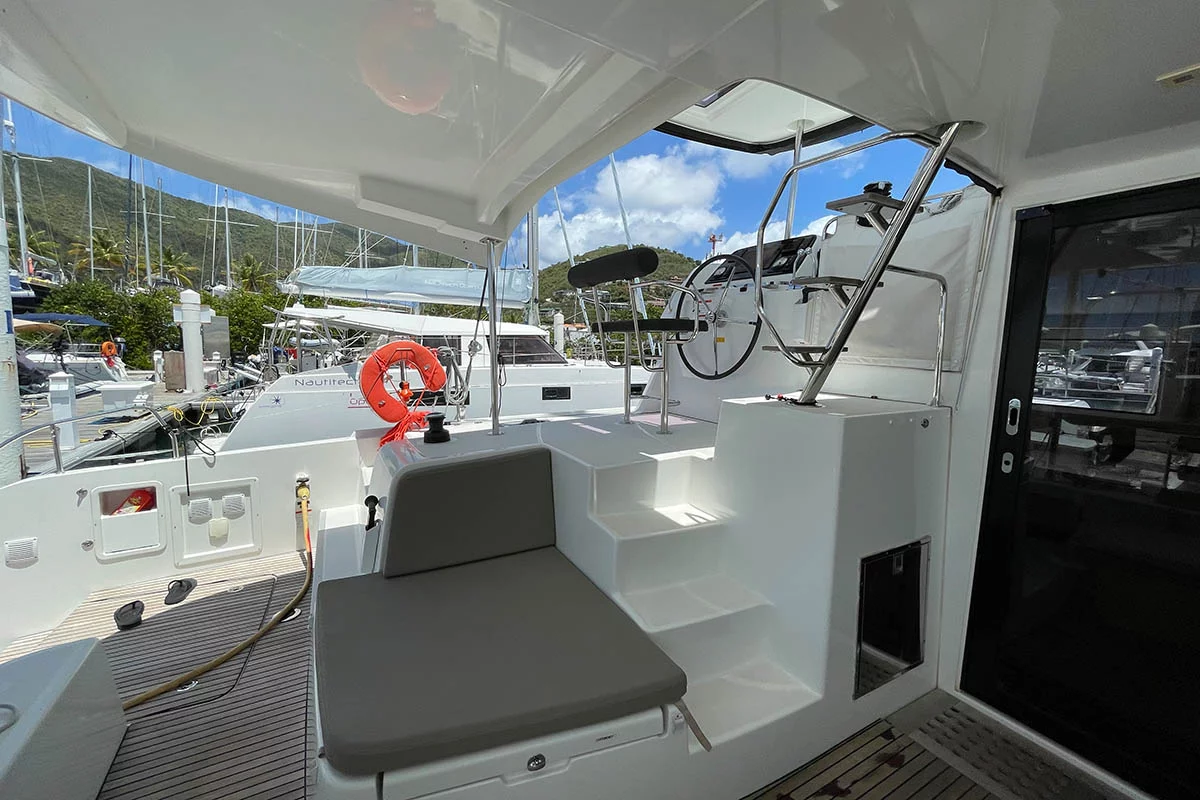 Lagoon 42 - 3 + 1 cab. (Moana)  - 3