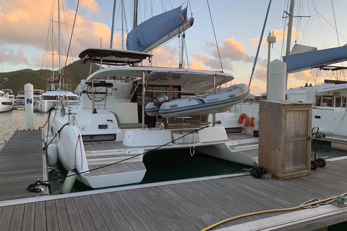 Lagoon 42 - 4 + 2 cab. (Hulk)  - 2
