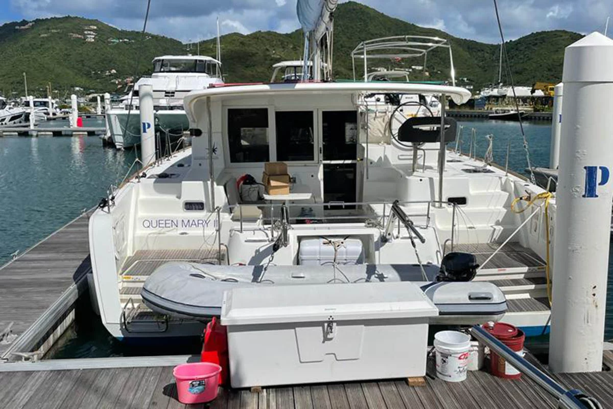 Lagoon 40 - 4 + 2 cab (Queen Marry II)  - 19