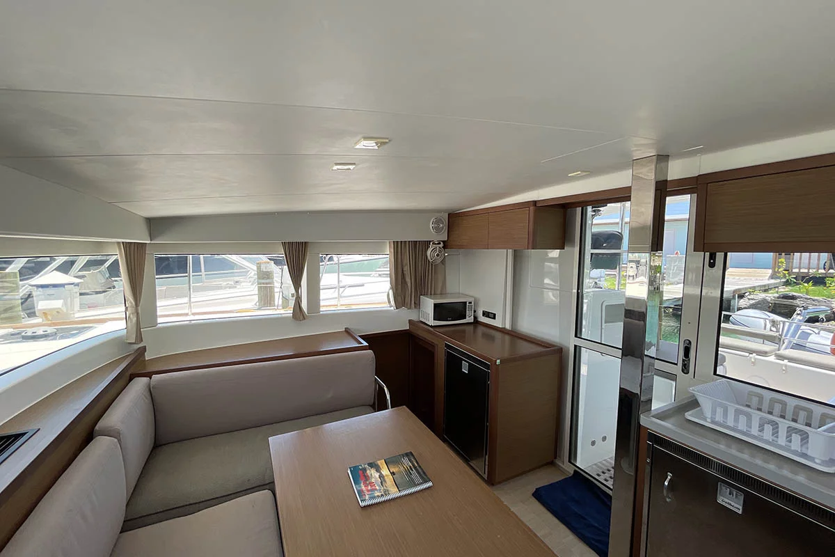 Lagoon 40 - 4 + 2 cab (Queen Marry II)  - 36