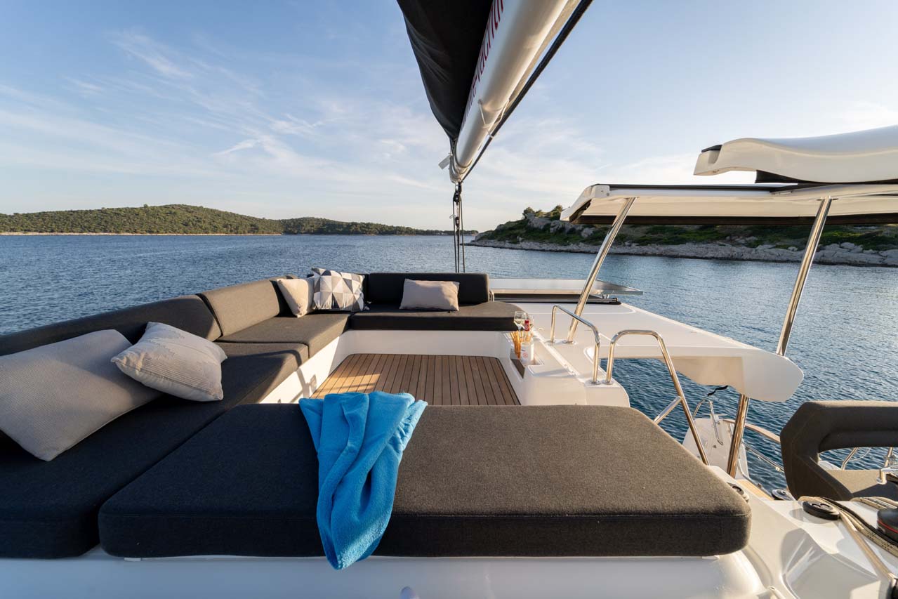 Lagoon 43 - 4 + 2 cab. — photo 13