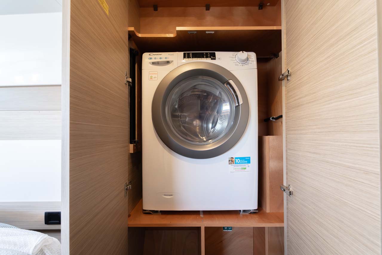 Lagoon 43 - 4 + 2 cab. — photo 23
