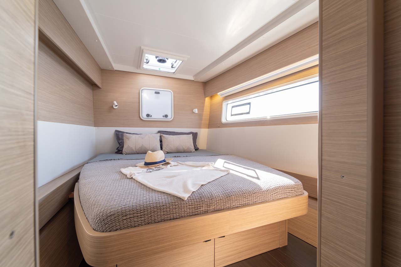 Lagoon 43 - 4 + 2 cab. — photo 24