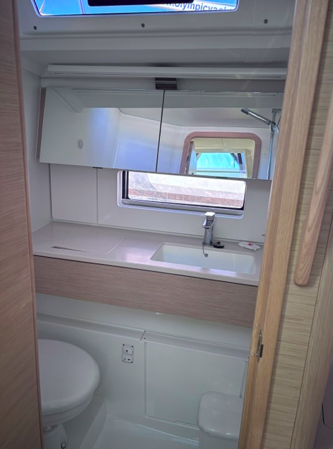 Dufour 44 - 4 cab — photo 12