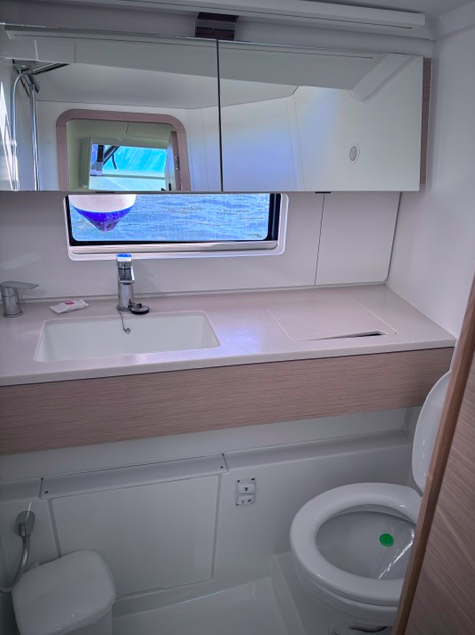 Dufour 44 - 4 cab — photo 13