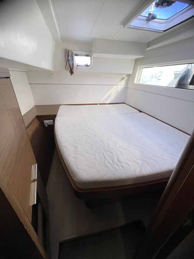 Lagoon 40 - 4 + 1 cab. — photo 15