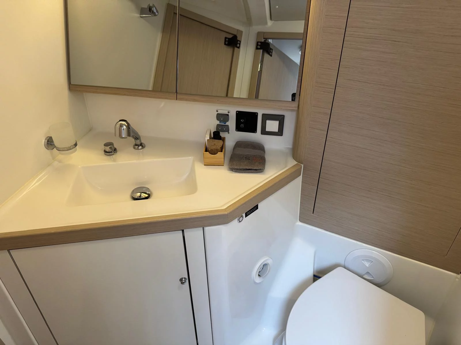 Oceanis 46.1 - 3 cab. (Anse Soleil)  - 15