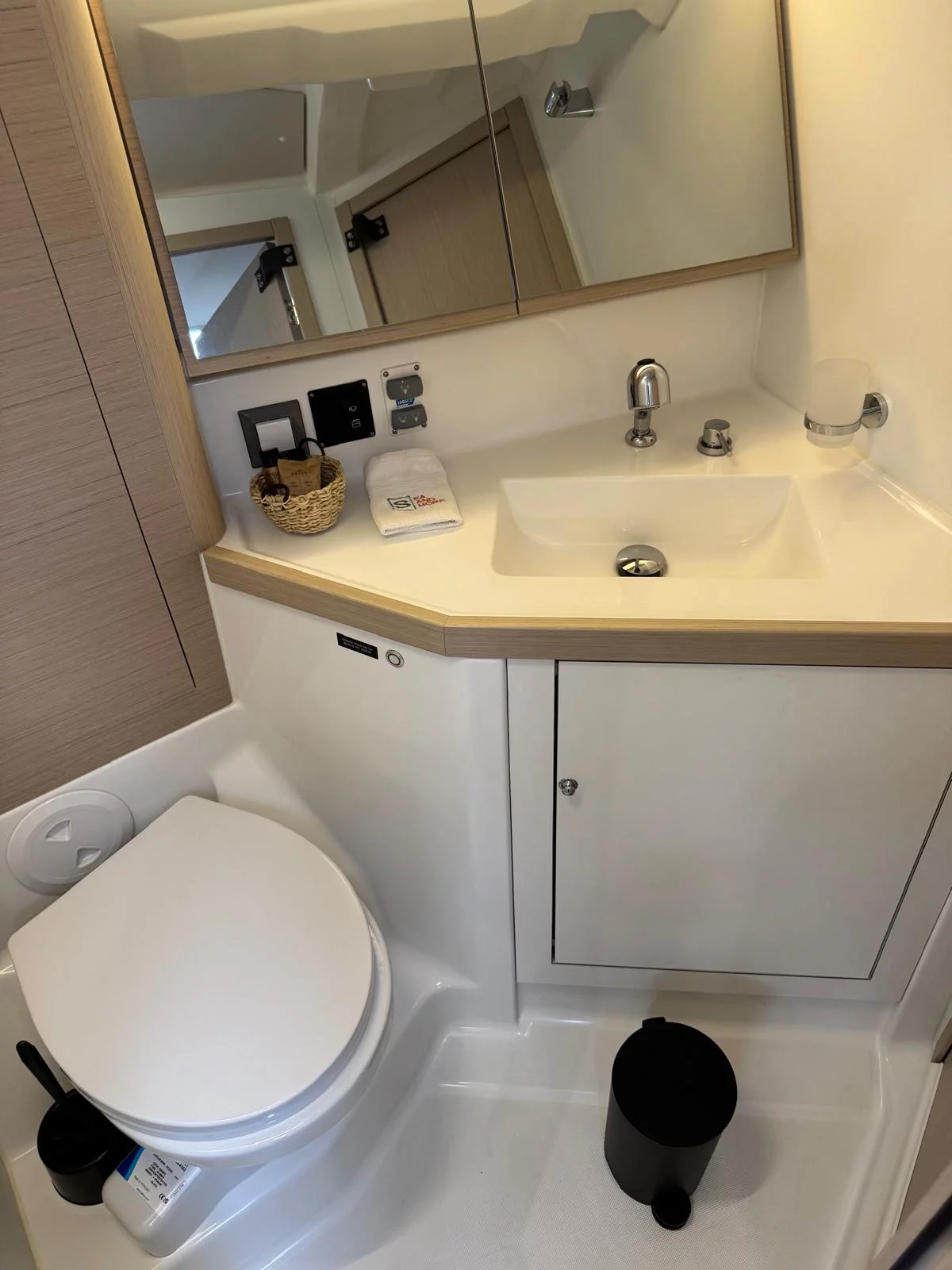 Oceanis 46.1 - 3 cab. (Anse Soleil)  - 17