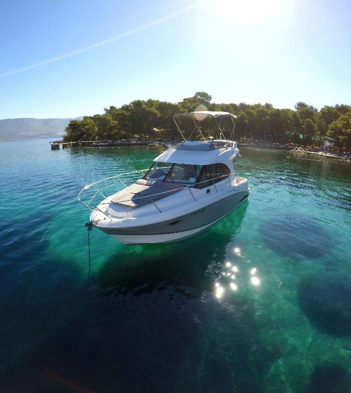 Photo #3 - Antares 30 (Lumar) in Split - 44099