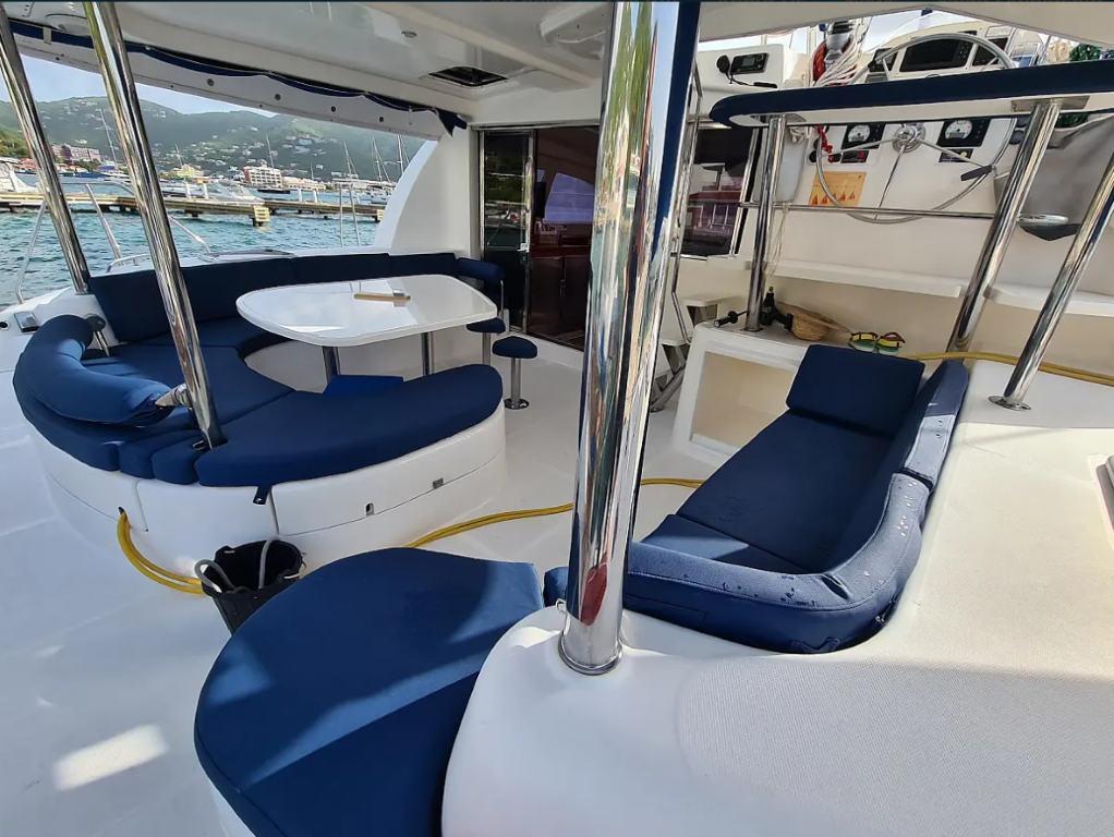 Photo #4 - Leopard 46 - 4 cab. (Moko Jumbie) in Laguna Blu - 63170