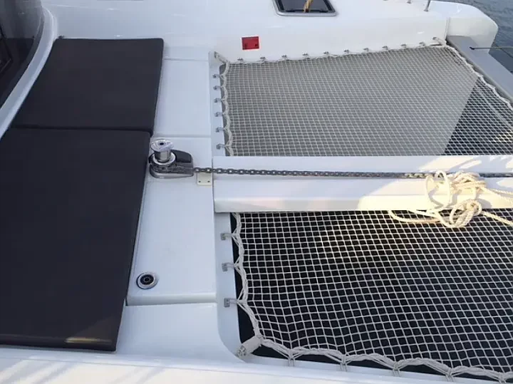 Lagoon 40 - 4 + 2 cab (Andromeda)  - 2