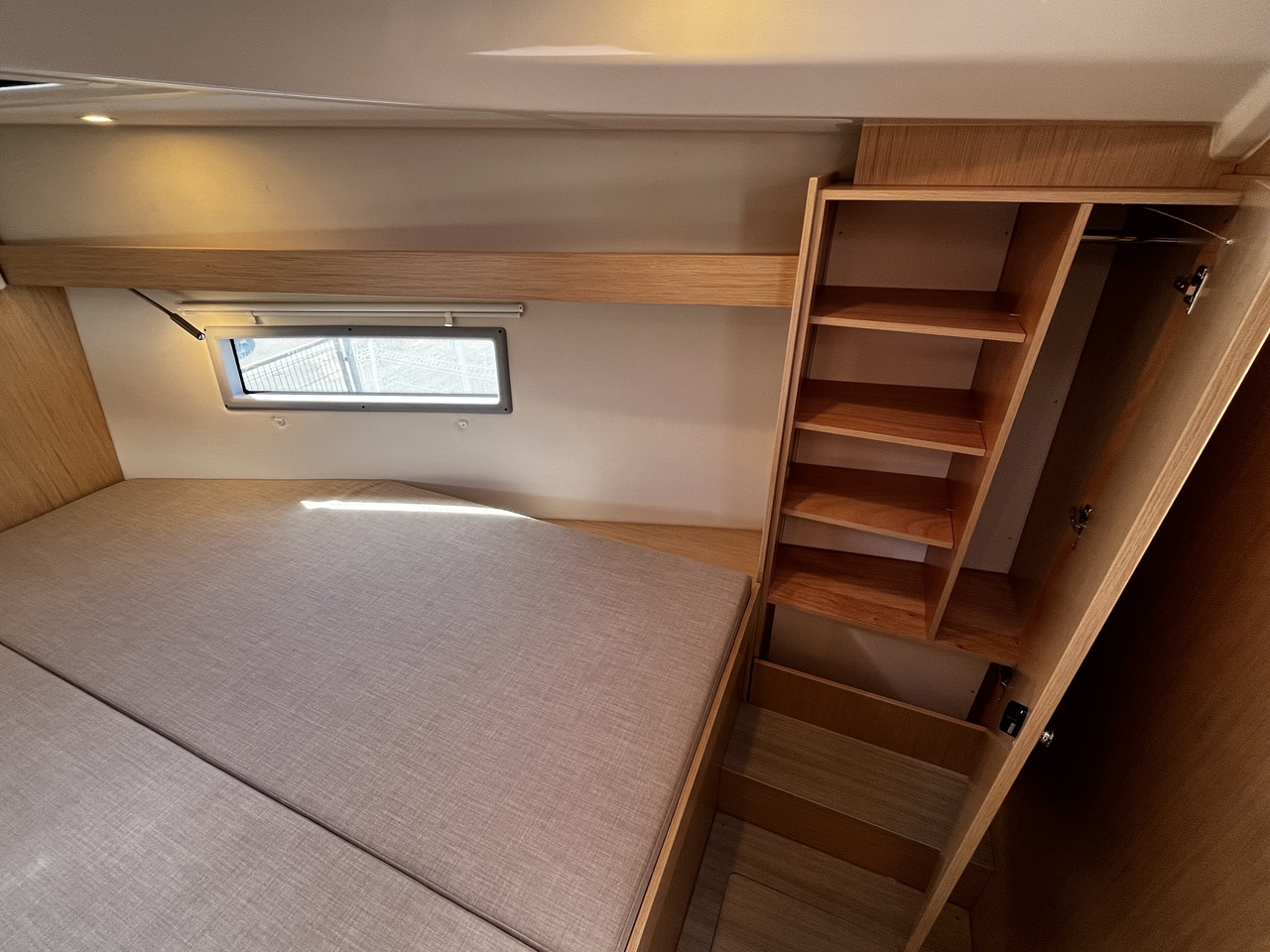 Photo #9 - Bavaria C38 (Babe) en La Rochelle - 63262