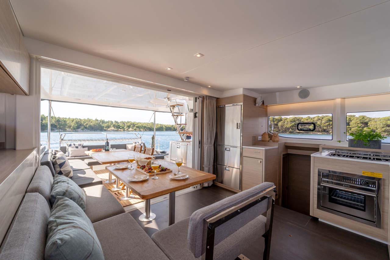 Lagoon 43 - 3 + 2 cab. — photo 15