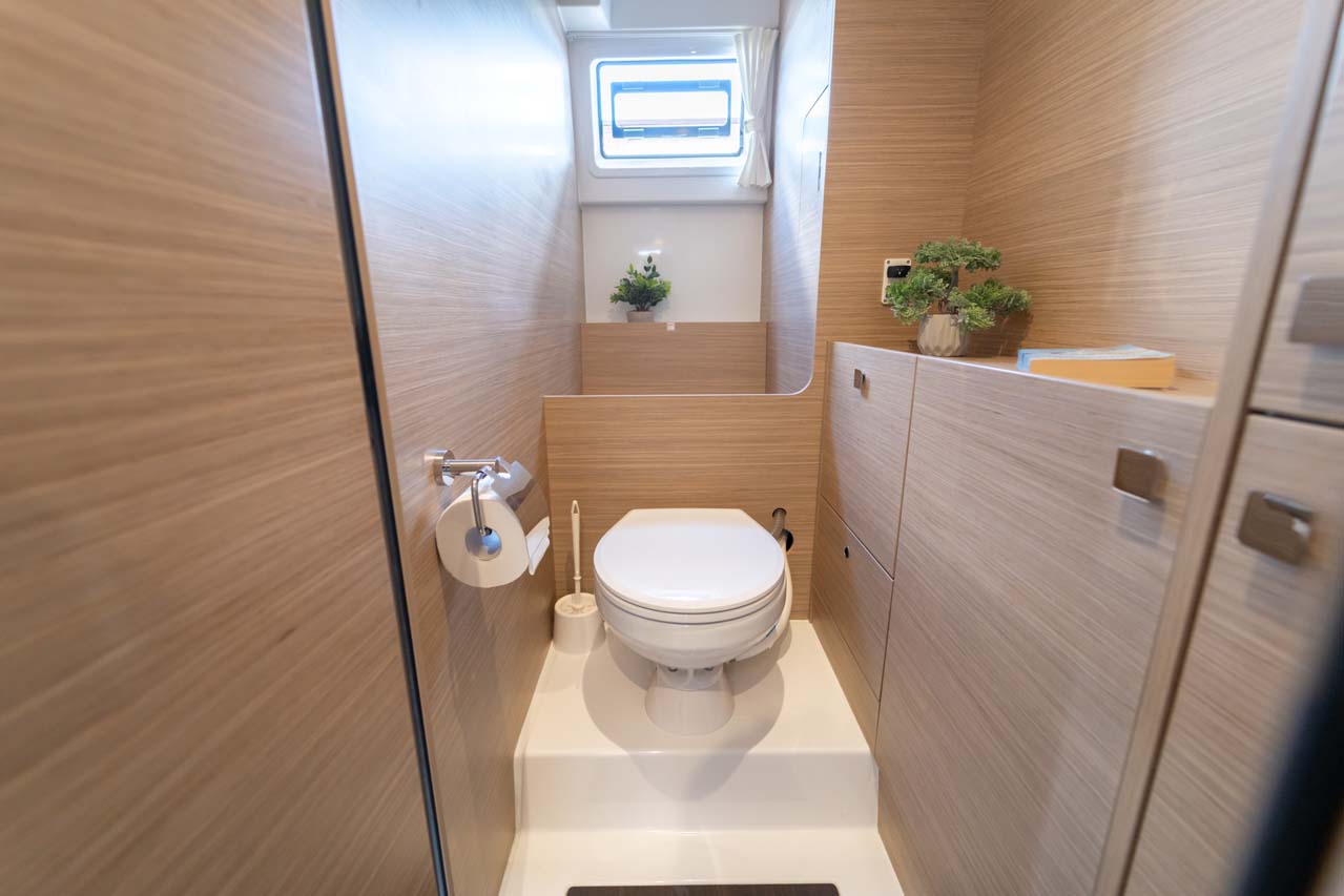 Lagoon 43 - 3 + 2 cab. — photo 21