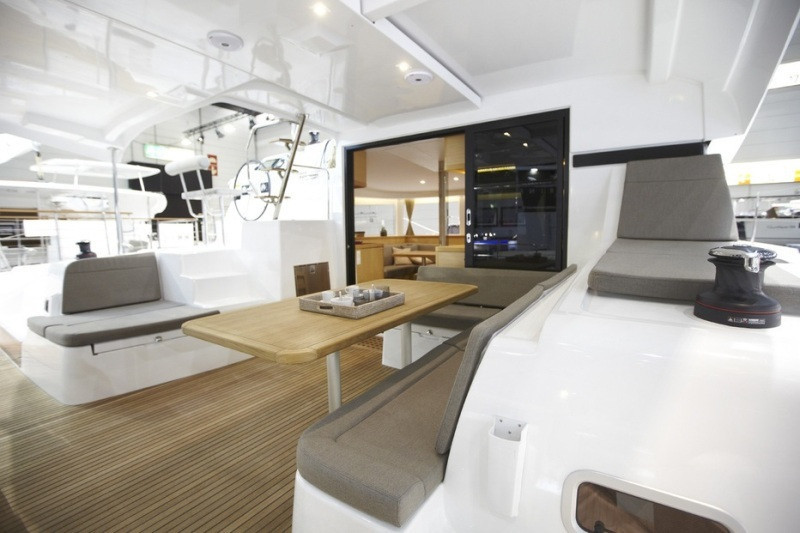 Photo #5 - Lagoon 42 Millenium (CASTAGNET) en St. George's - 63339