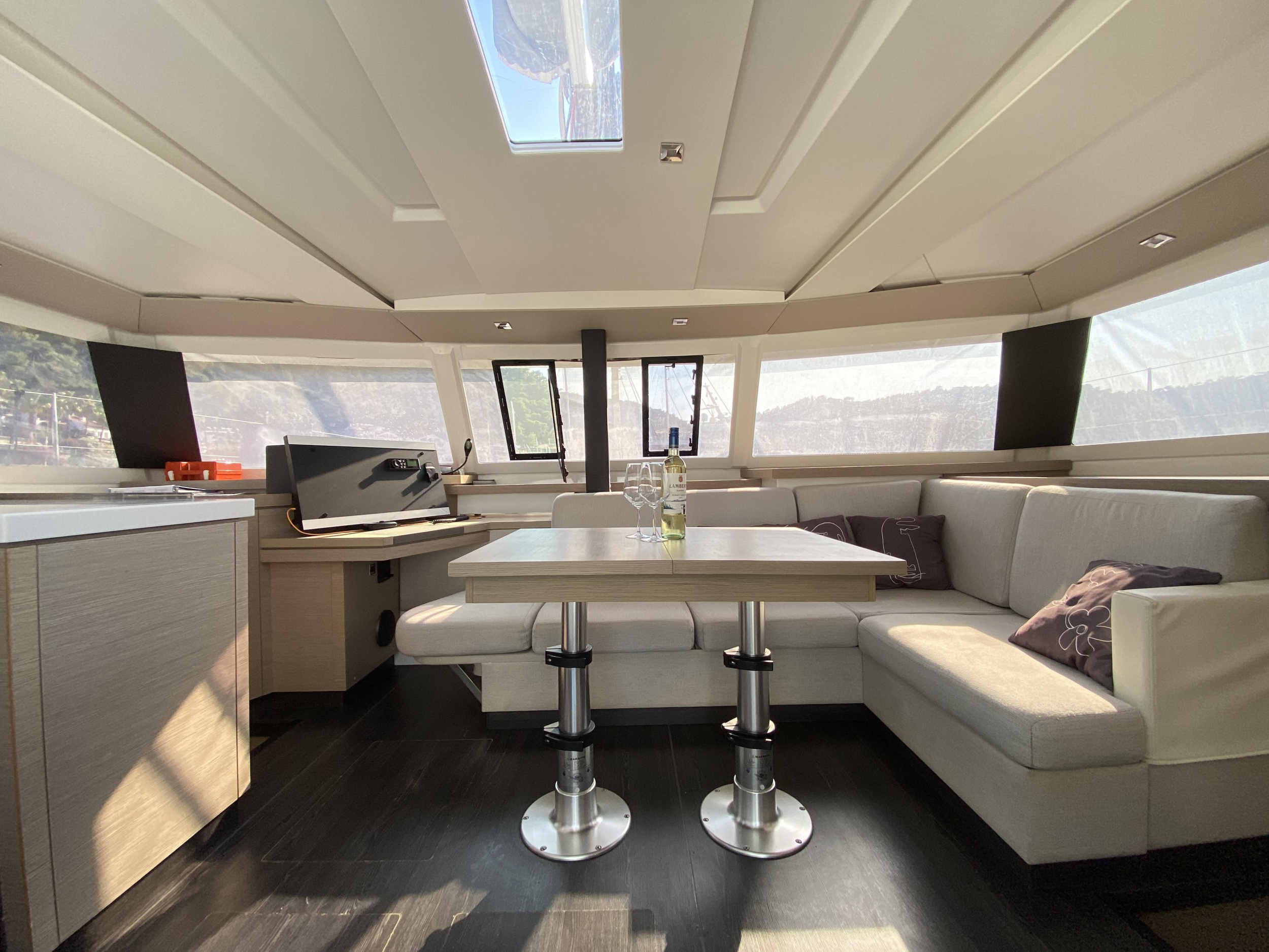Fountaine Pajot Astrea 42 - 4 + 2 cab. — photo 6