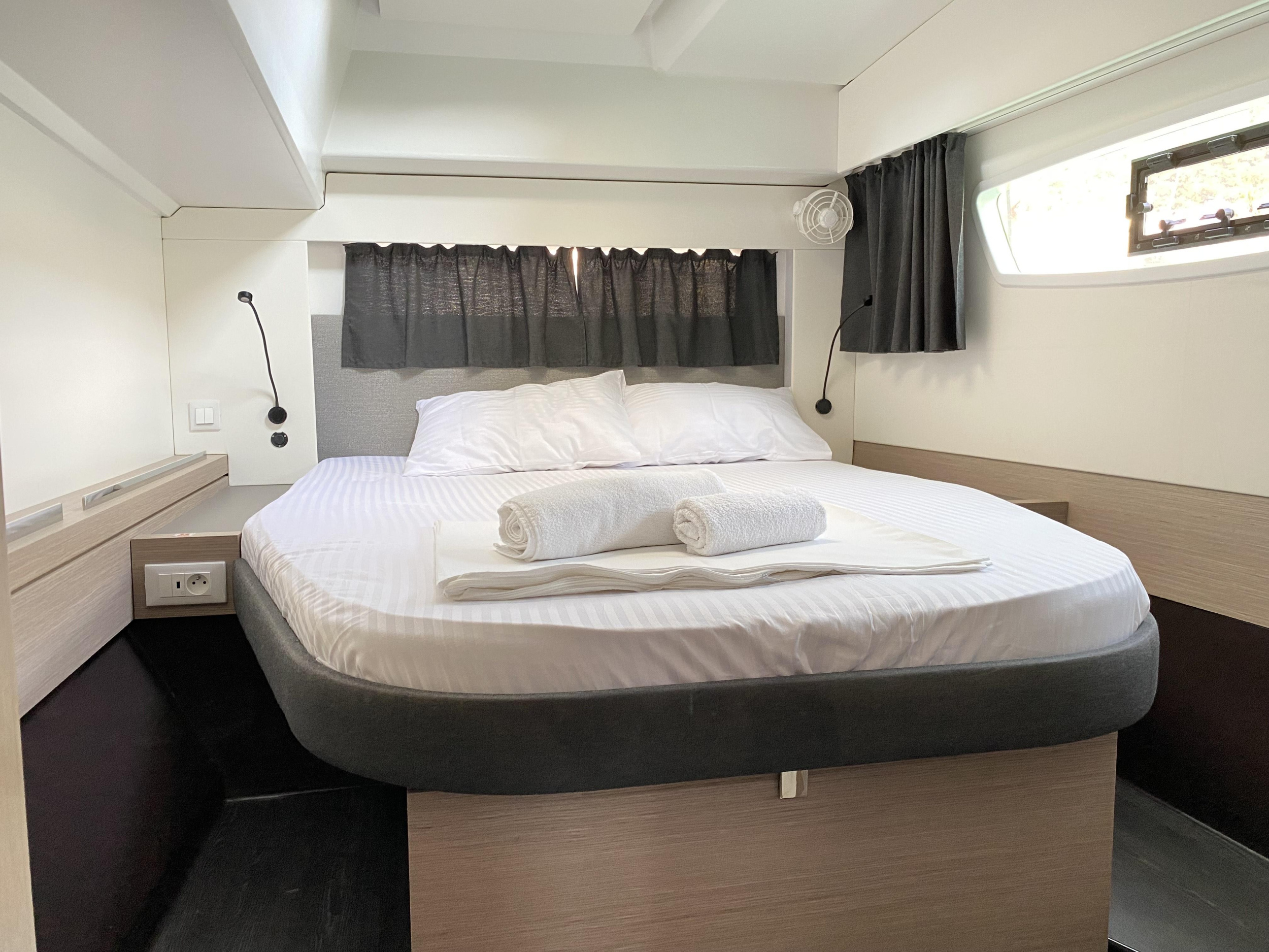 Fountaine Pajot Astrea 42 - 4 + 2 cab. — photo 10