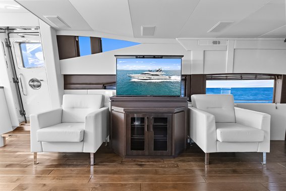 Marquis 720 Flybridge — photo 16