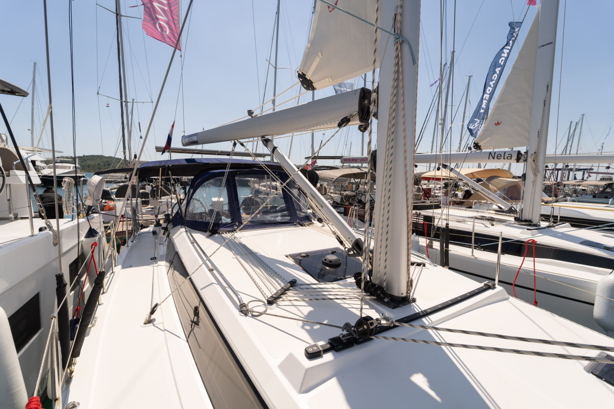 Bavaria C38 — photo 5