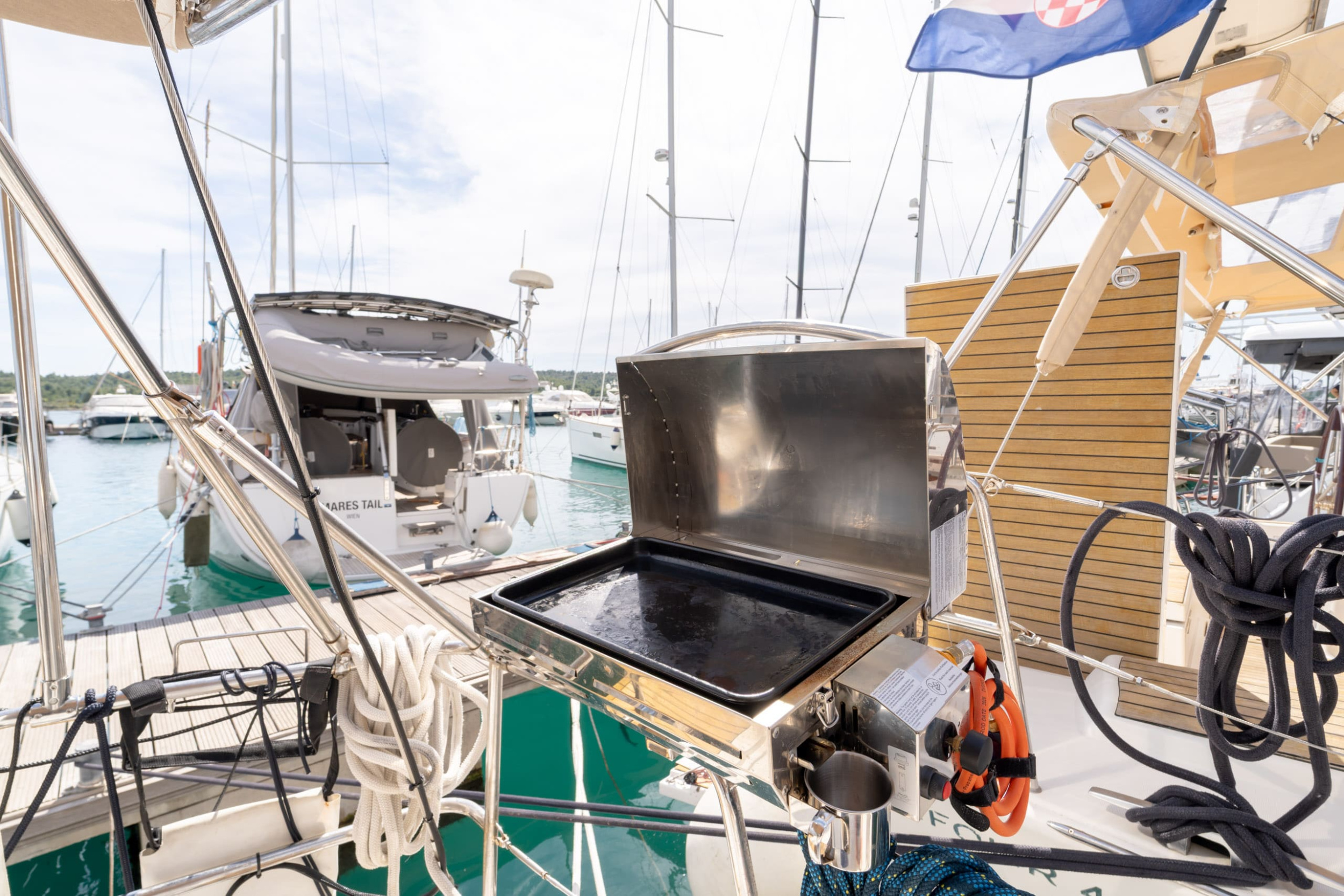 Oceanis 41.1 — photo 10