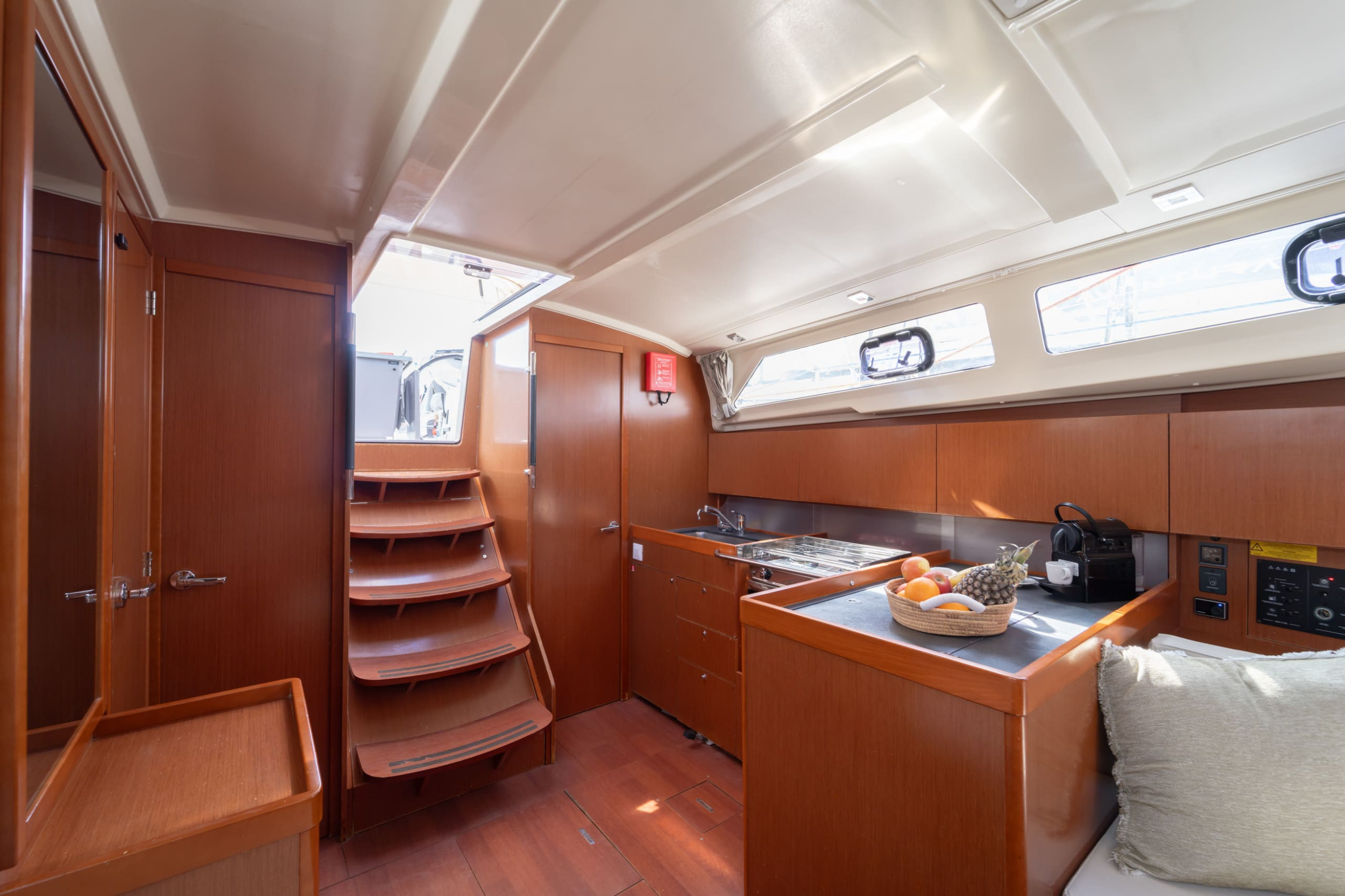 Oceanis 41.1 — photo 12