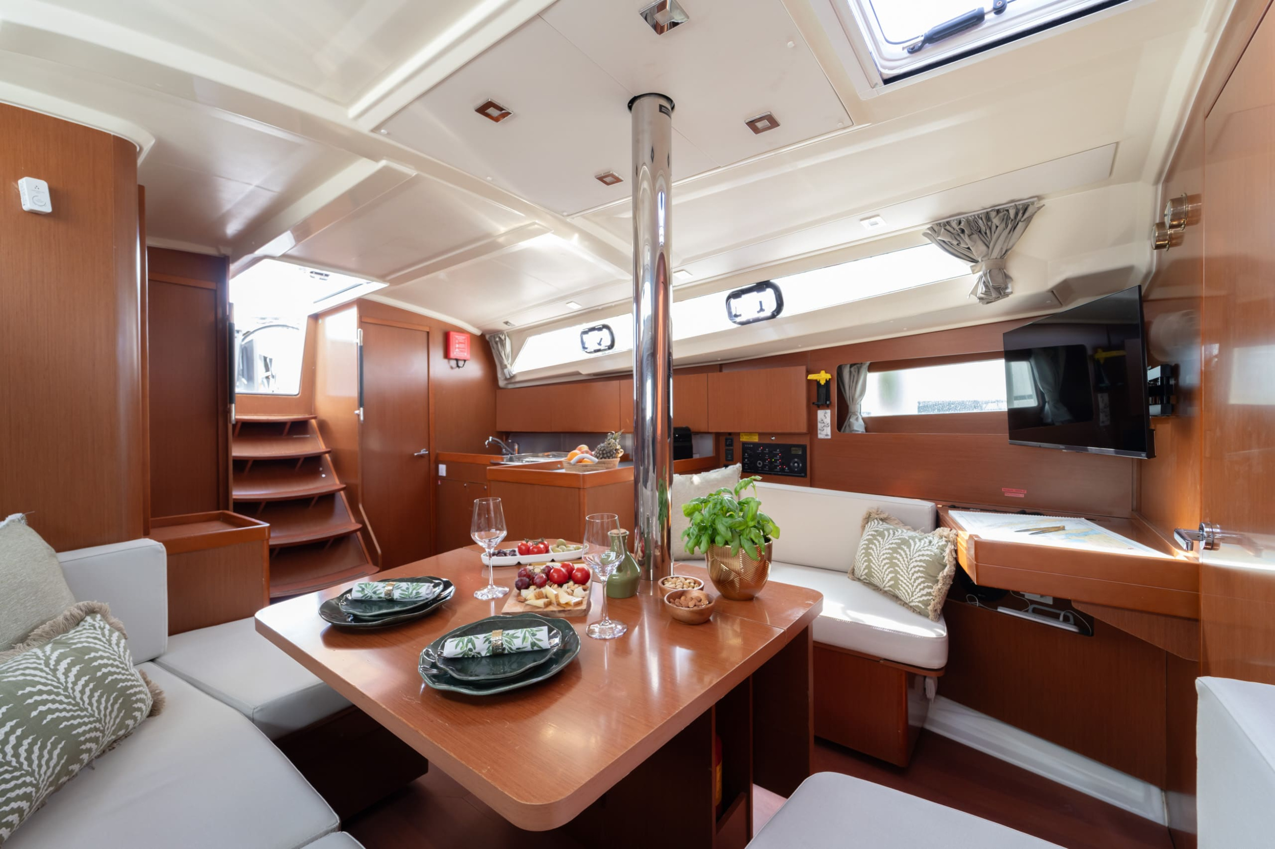 Oceanis 41.1 — photo 14