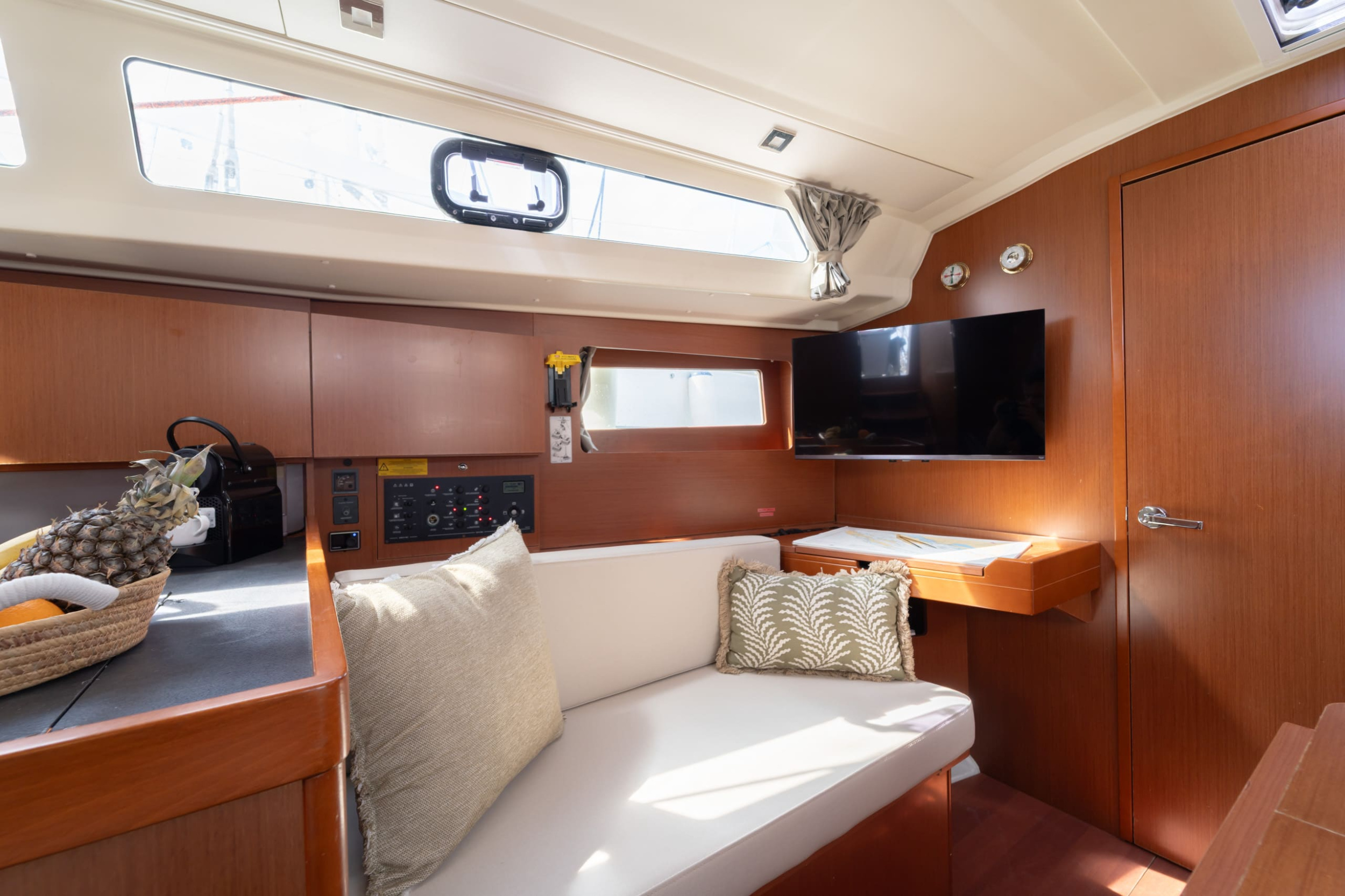 Oceanis 41.1 — photo 16
