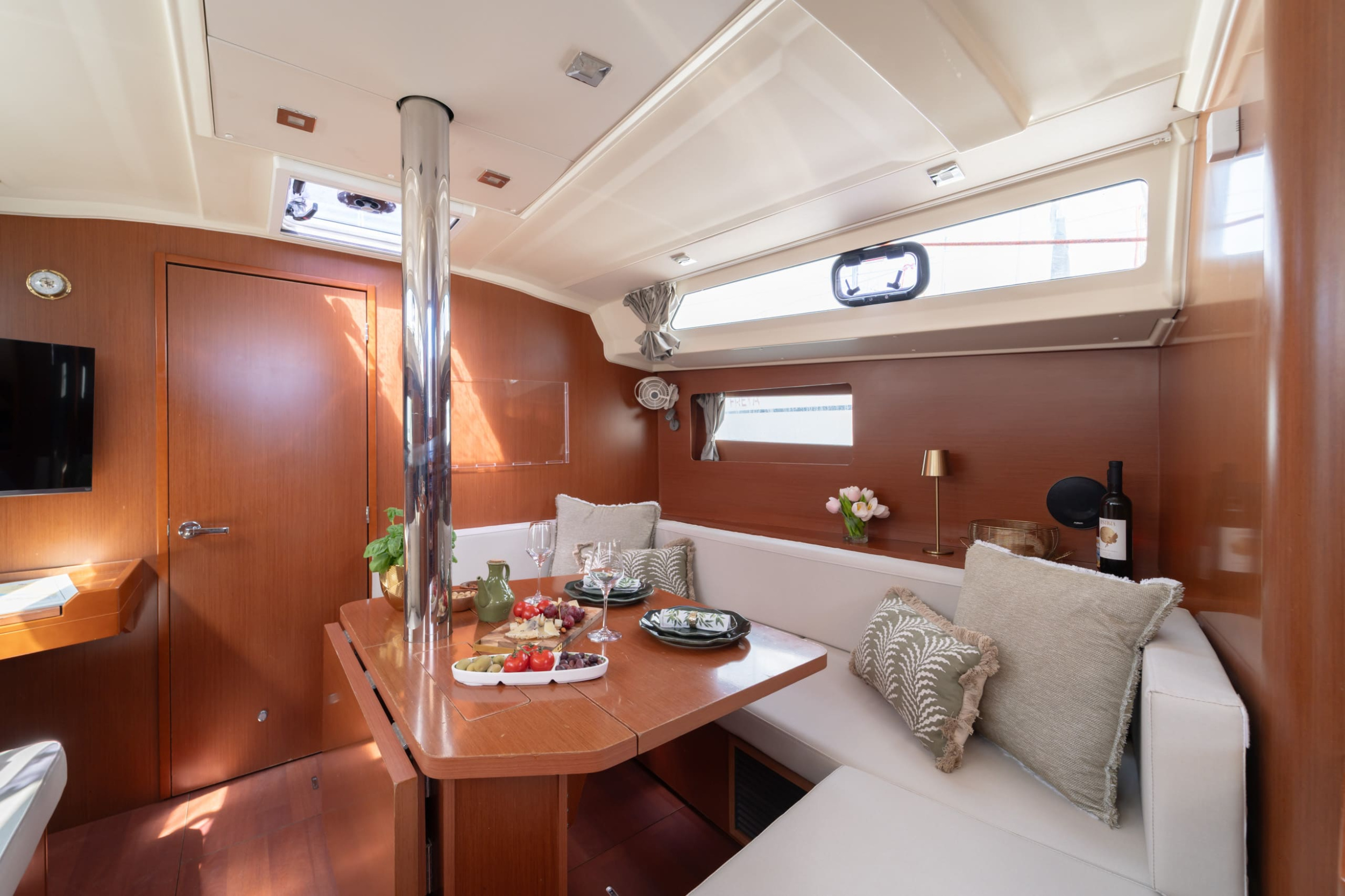 Oceanis 41.1 — photo 17