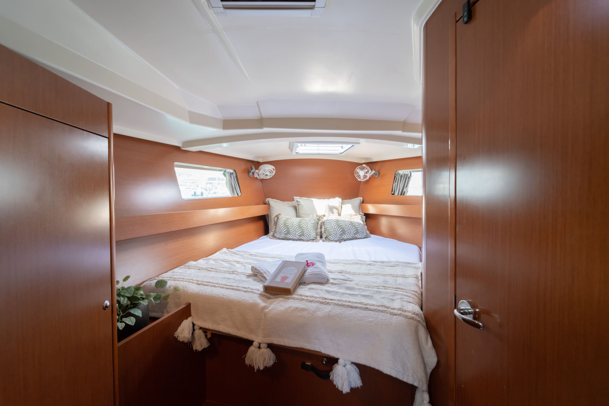 Oceanis 41.1 — photo 21