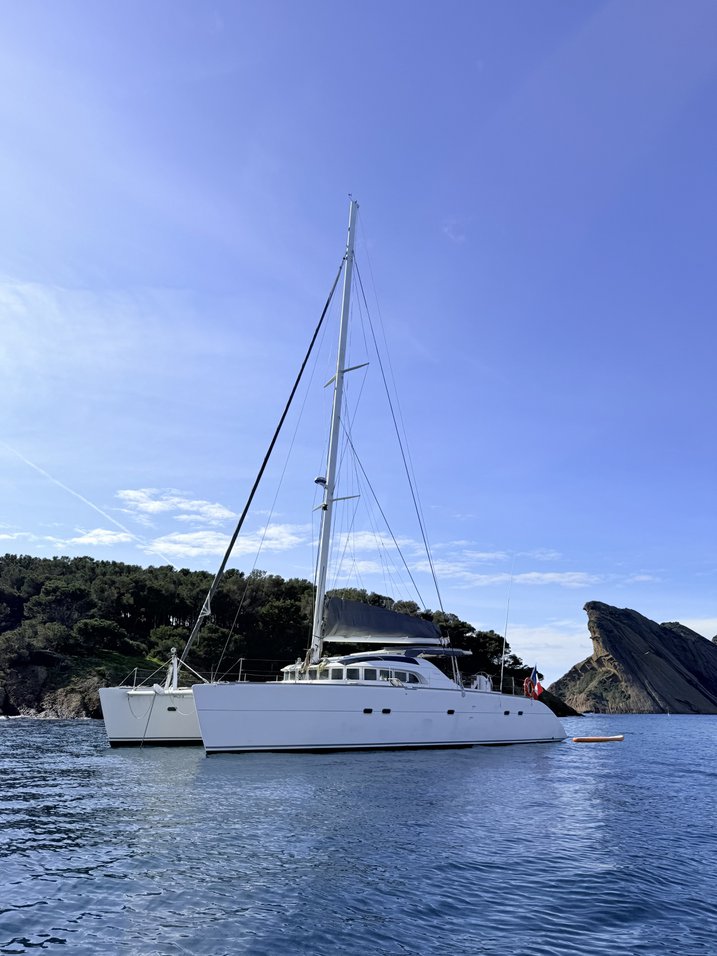 Lagoon 570 — photo 9