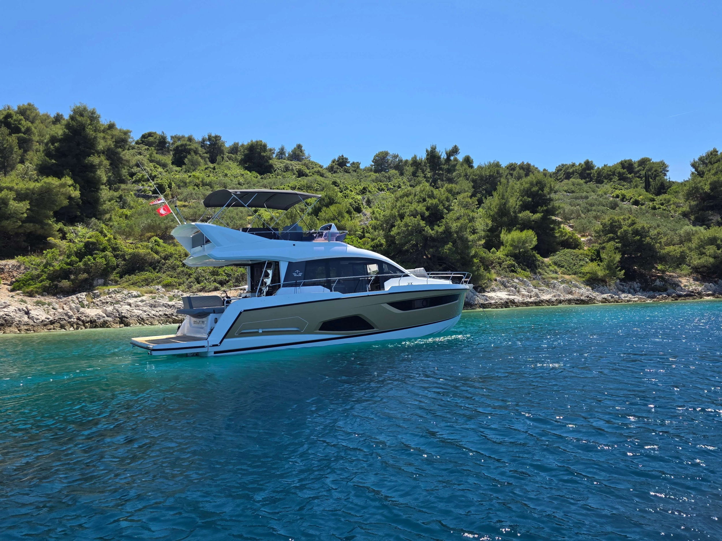 Sealine F430 — photo 3