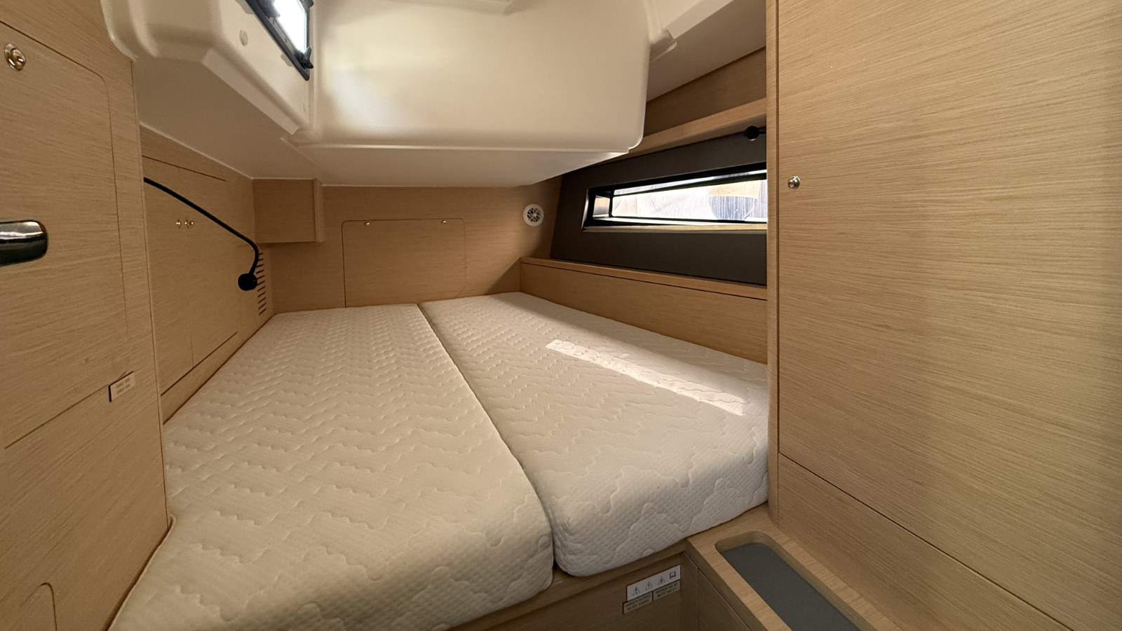 Dufour 41 - 3 cab. — photo 6