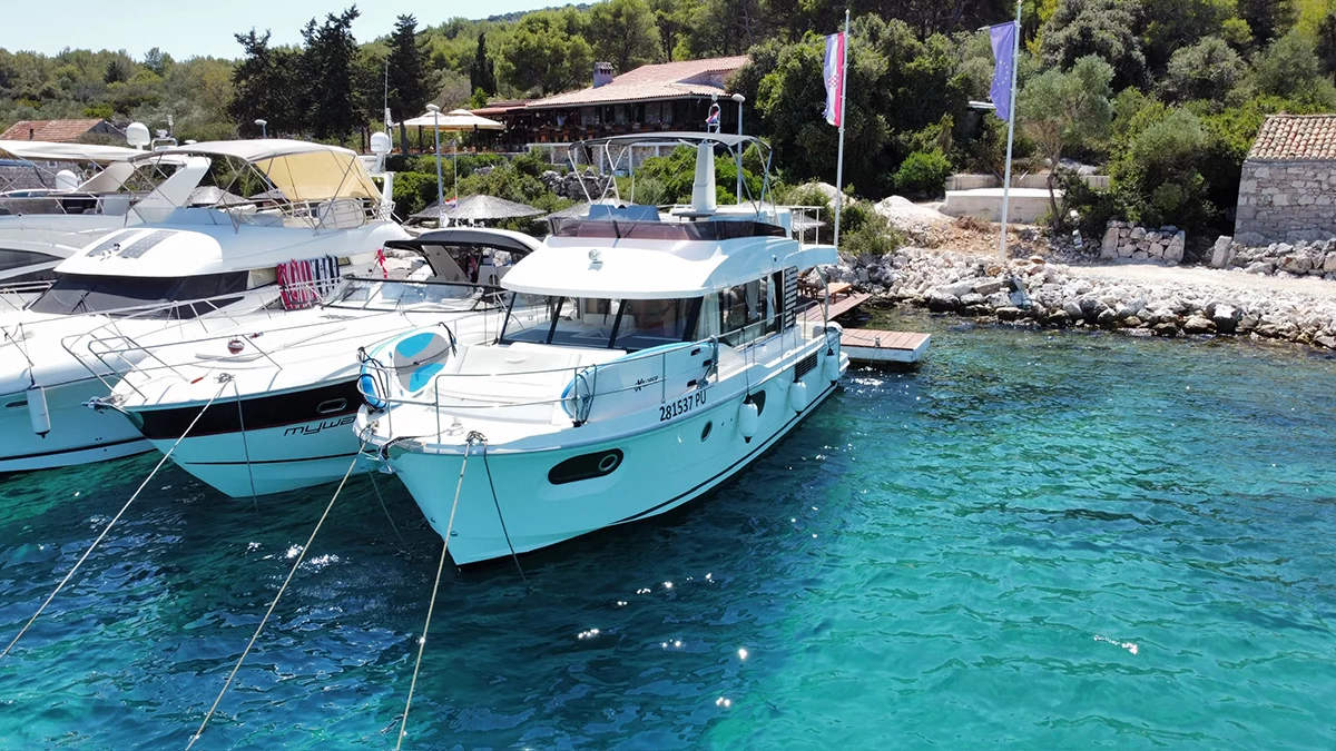 Swift Trawler 41 Fly (Moritz)  - 3