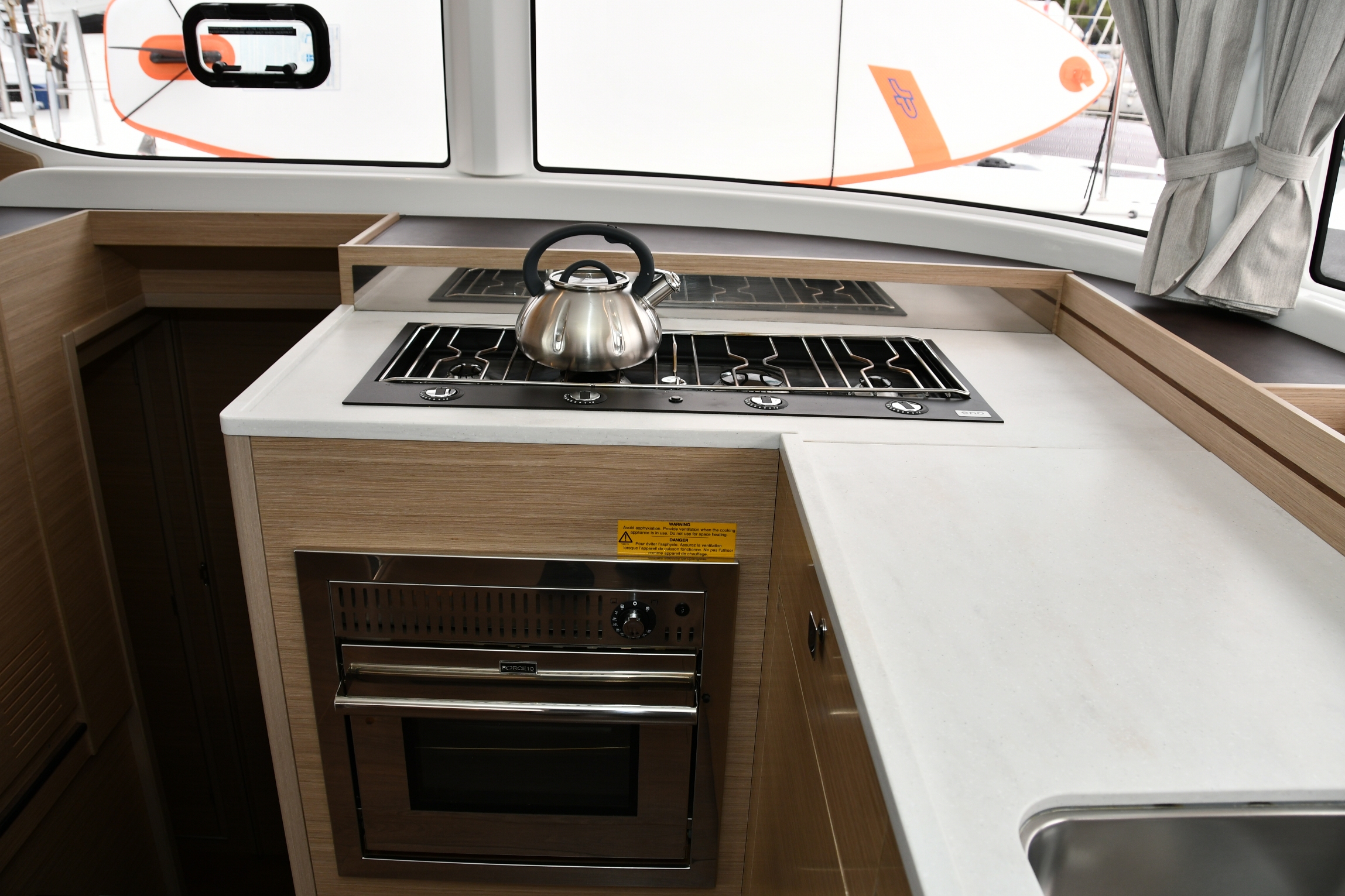 Lagoon 43 - 4 + 2 cab. — photo 16