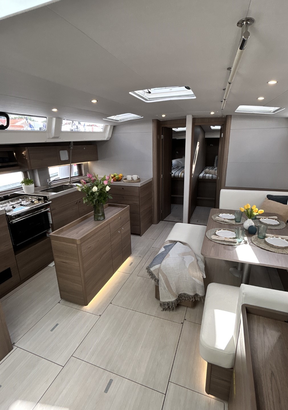 Photo #12 - Oceanis 52 - 6. cab. (B-52) in Split - 63848