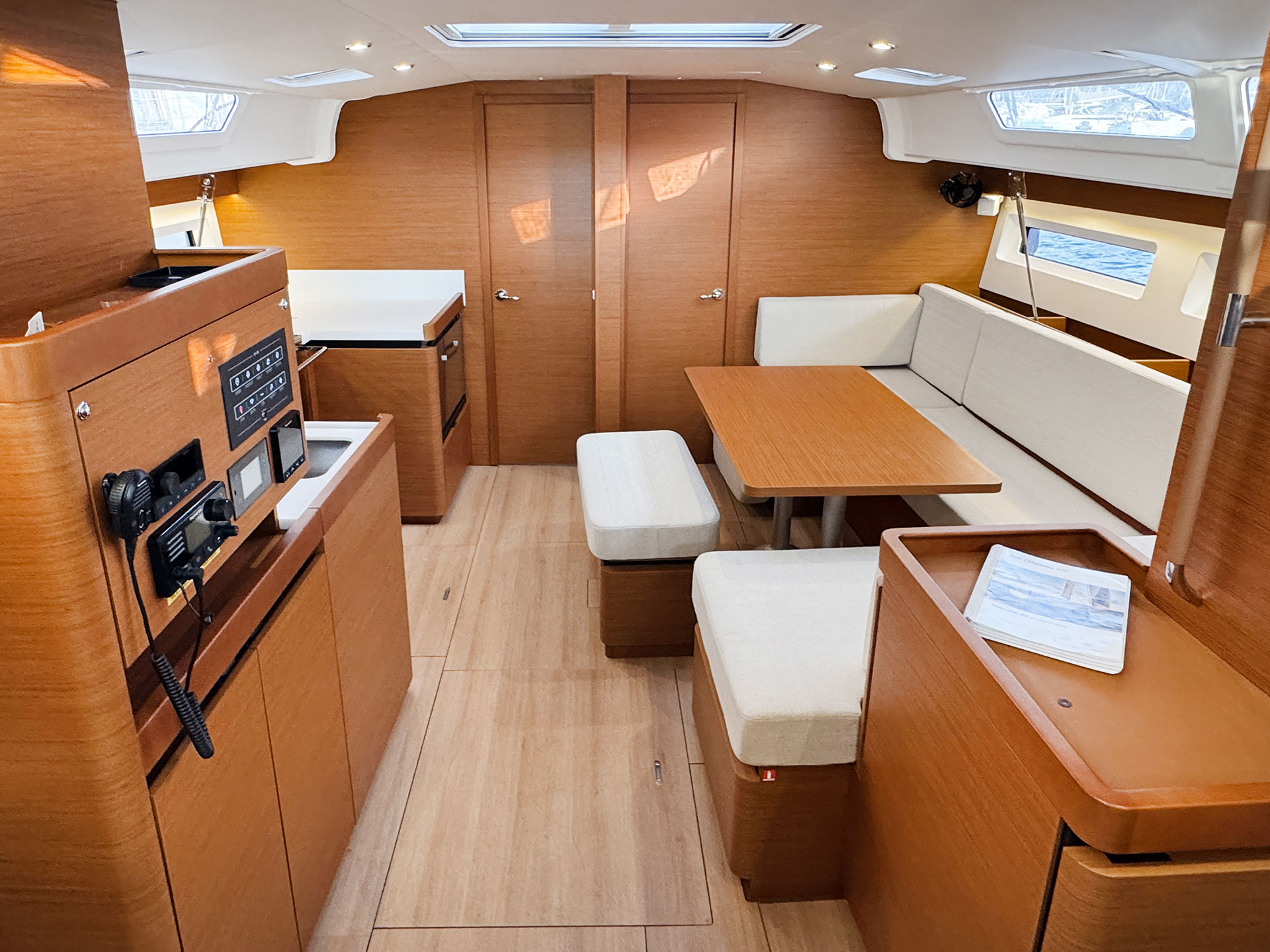 Sun Odyssey 490 - 5 + 1 cab. — photo 7