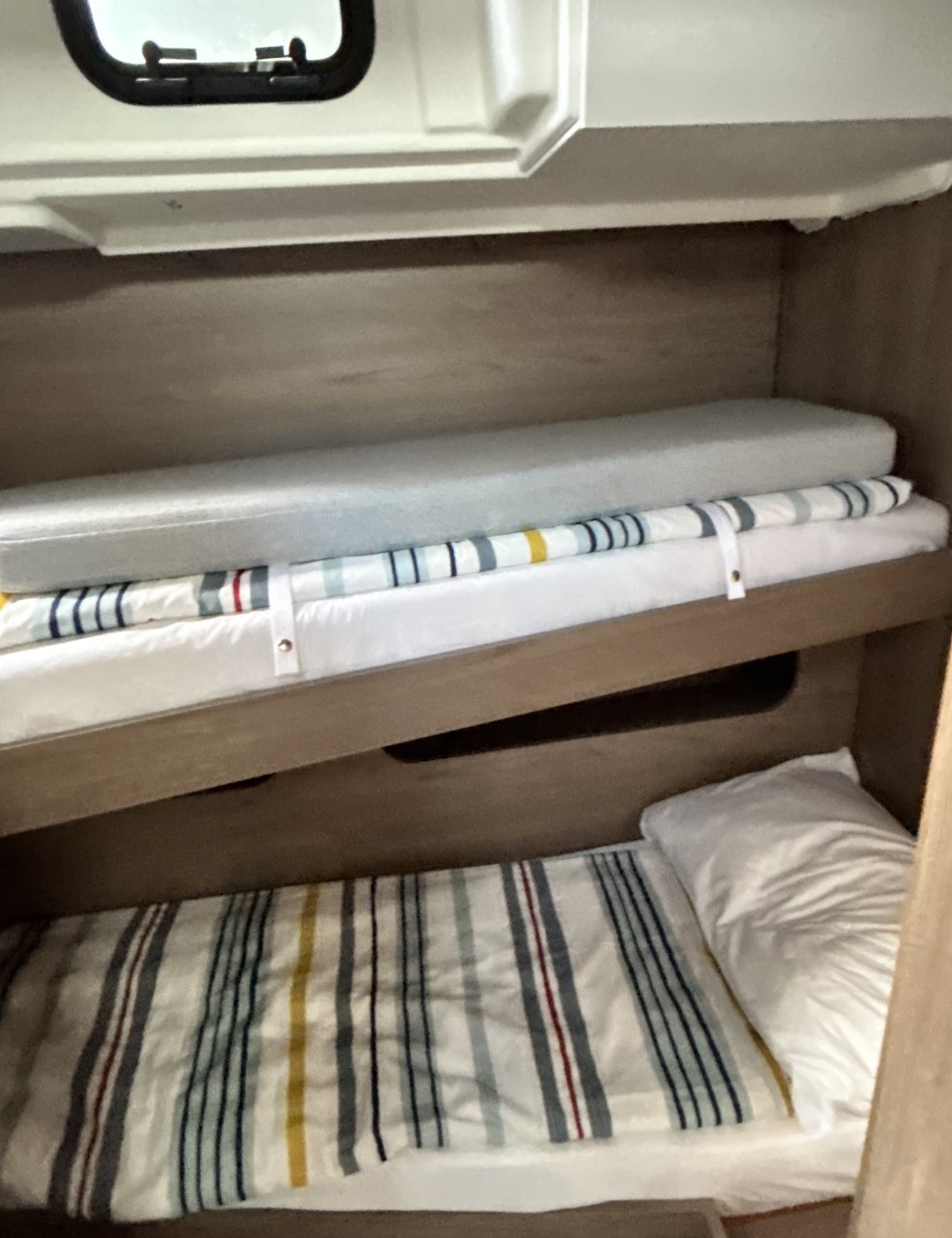 Photo #6 - Oceanis 52 - 6. cab. (B-52) in Split - 64093