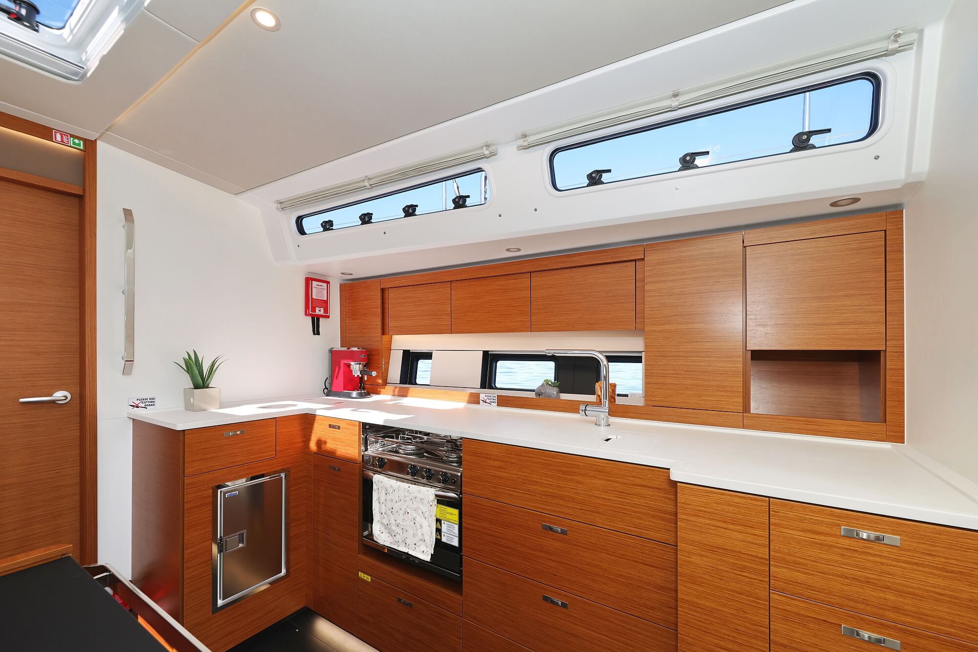 Hanse 510 - 4 + 1 cab. — photo 4