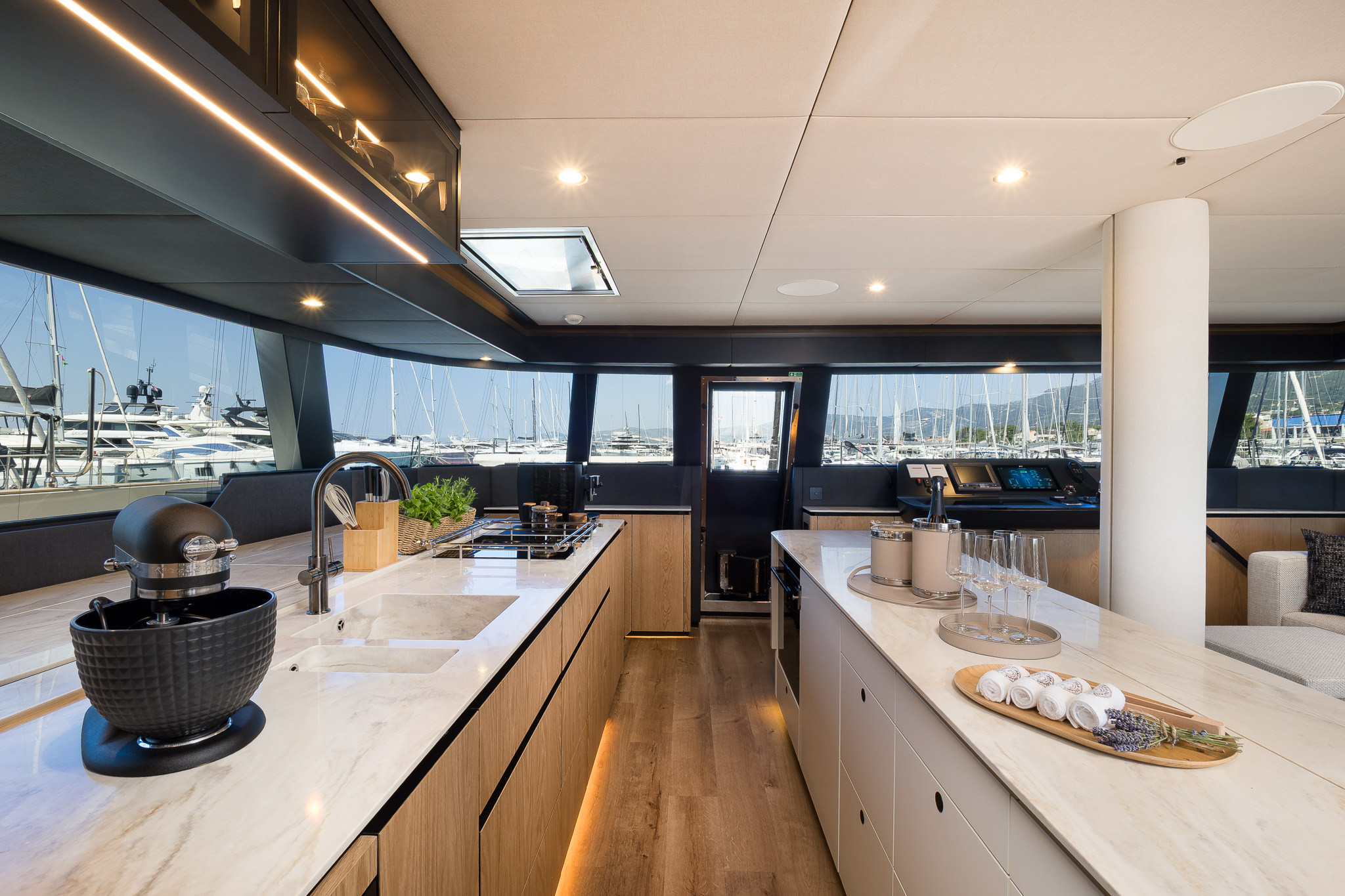 Sunreef 60 - 4 + 2 cab. — photo 8