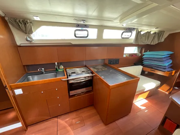 Oceanis 41.1 — photo 21