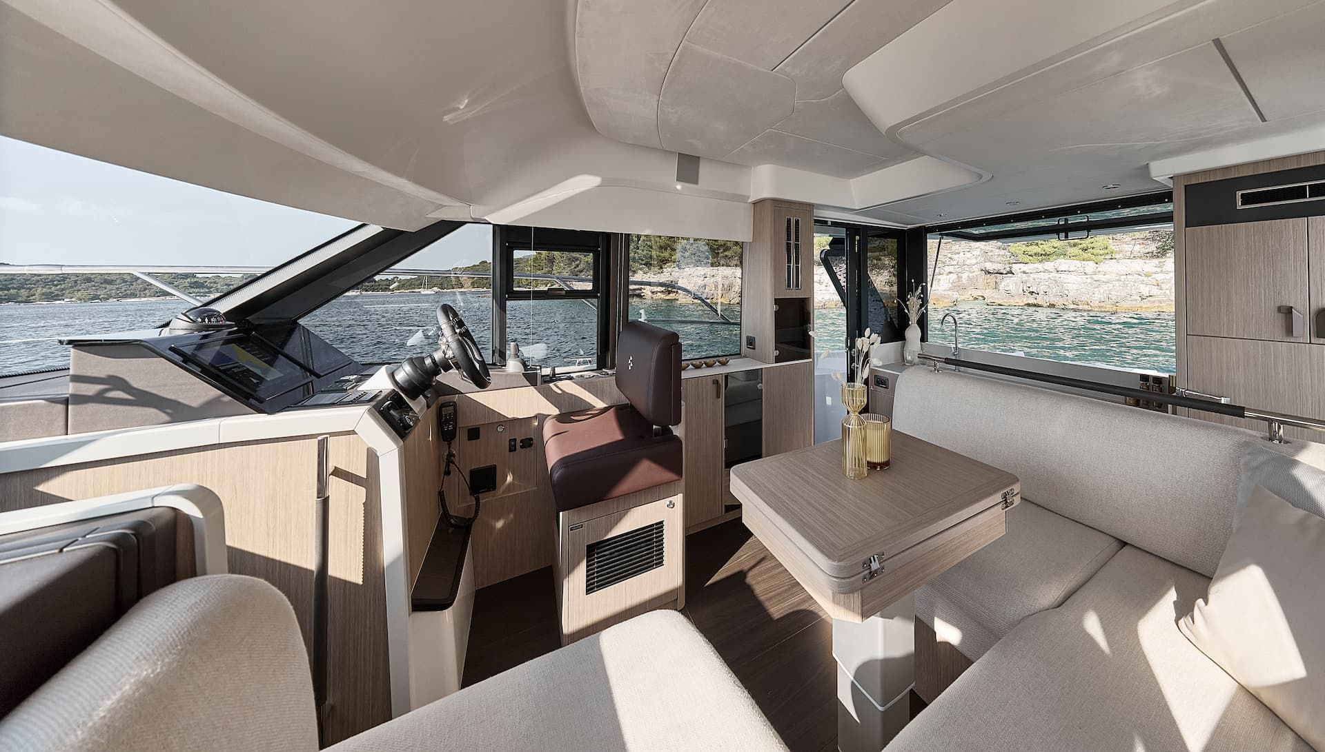 Photo #6 - Prestige F4.3 (Mr. 77) en Kastela - 64011