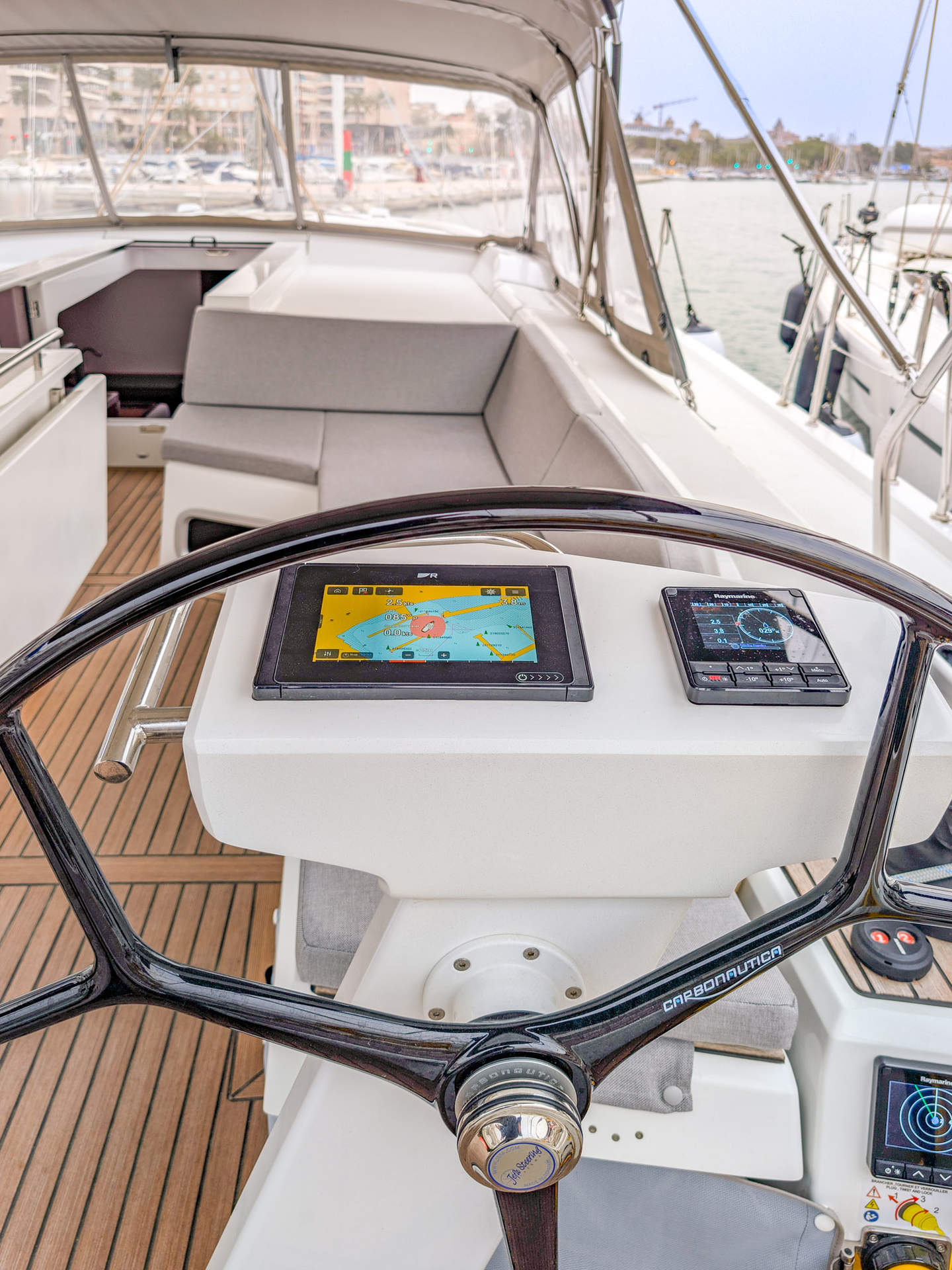 Oceanis 51.1 - 5 + 1 cab. — photo 2