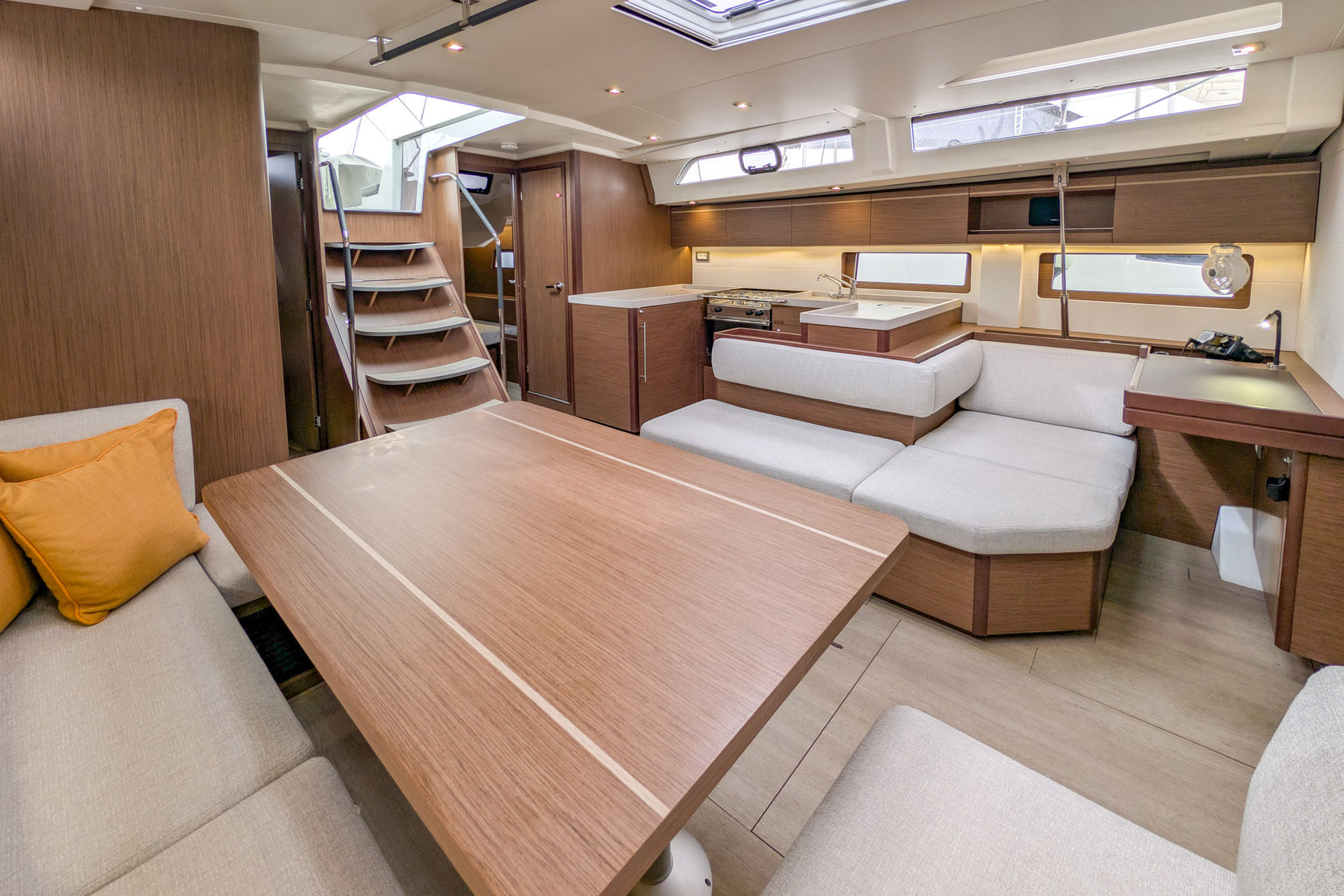 Oceanis 51.1 - 5 + 1 cab. — photo 7