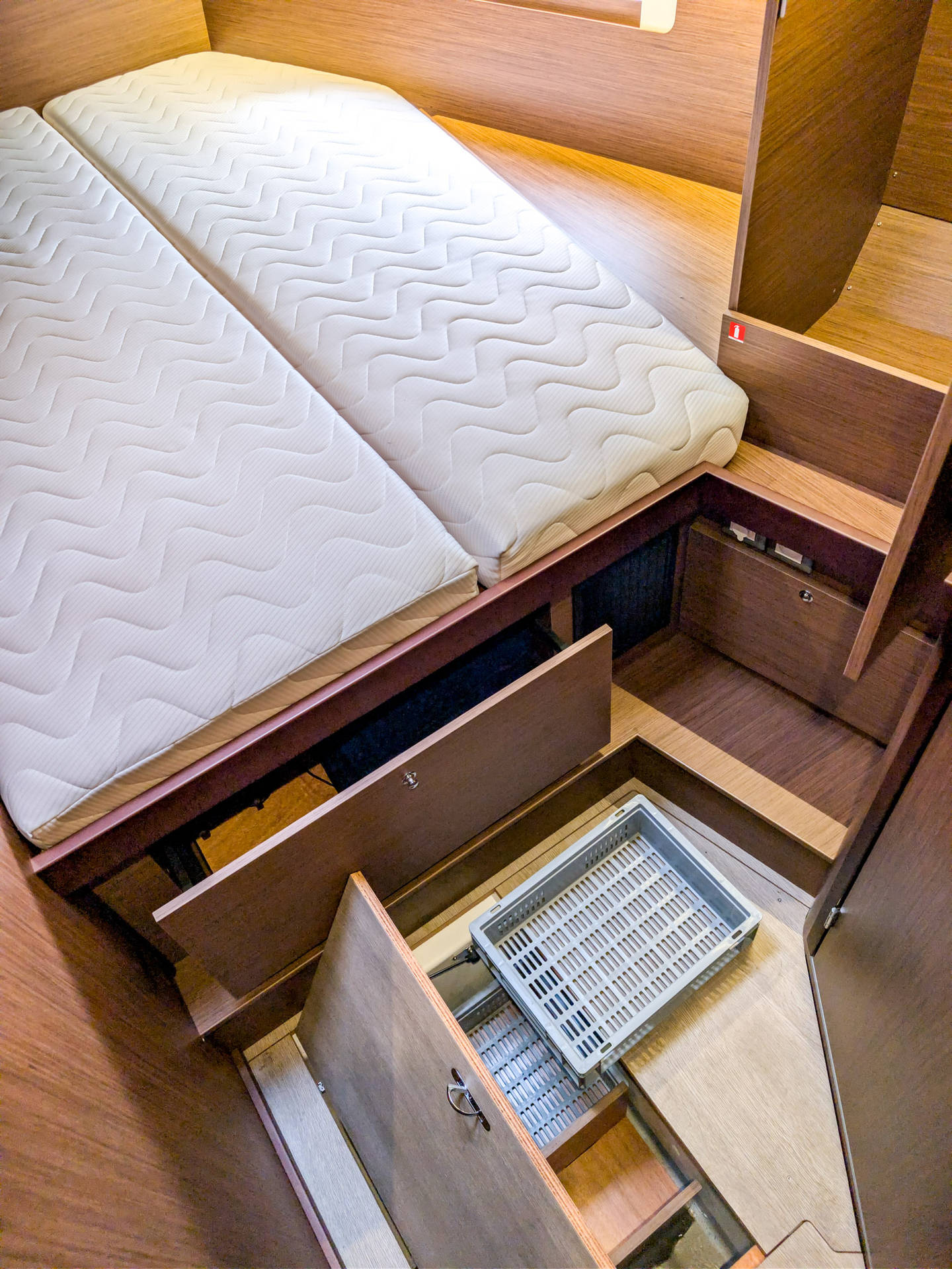 Oceanis 51.1 - 5 + 1 cab. — photo 18