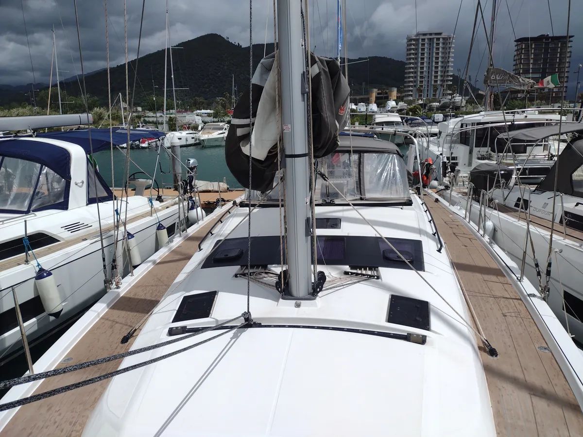 Dufour 470 - 4 cab. — photo 3