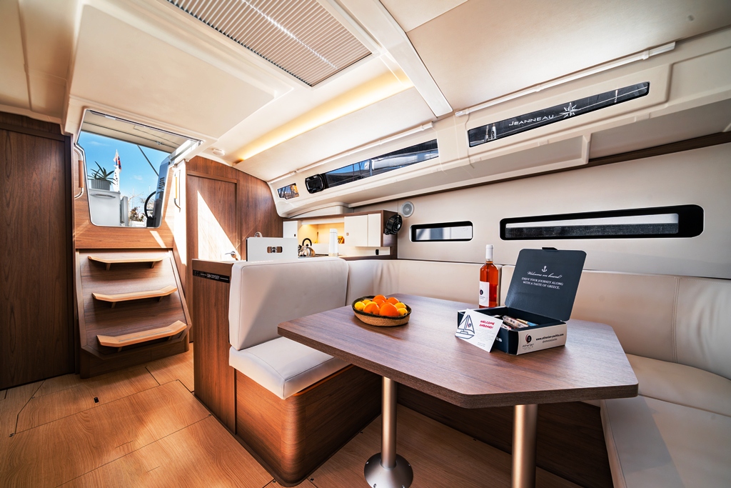 Sun Odyssey 415 — photo 10