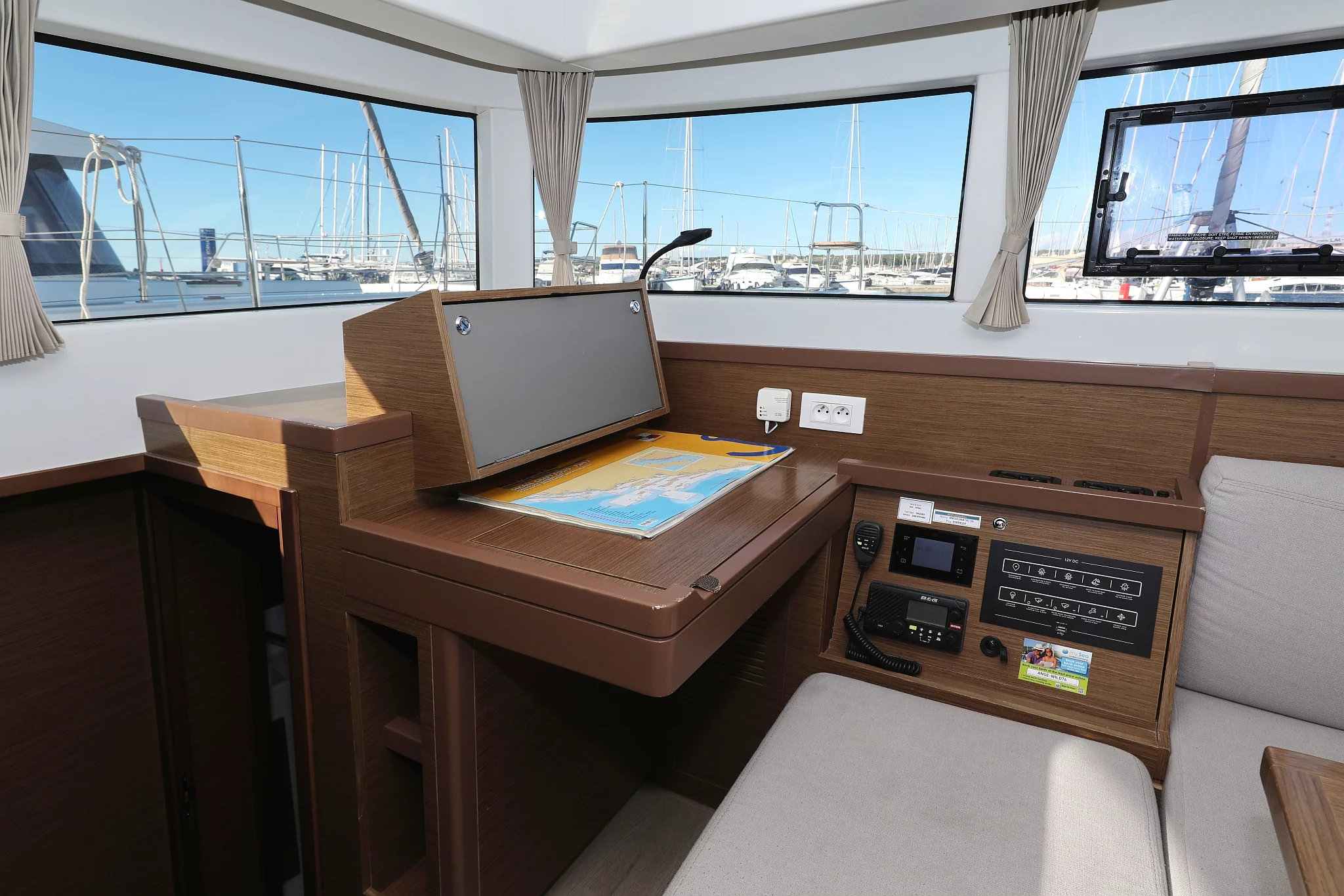 Lagoon 40 - 4 + 2 cab (Wild Cat)  - 21