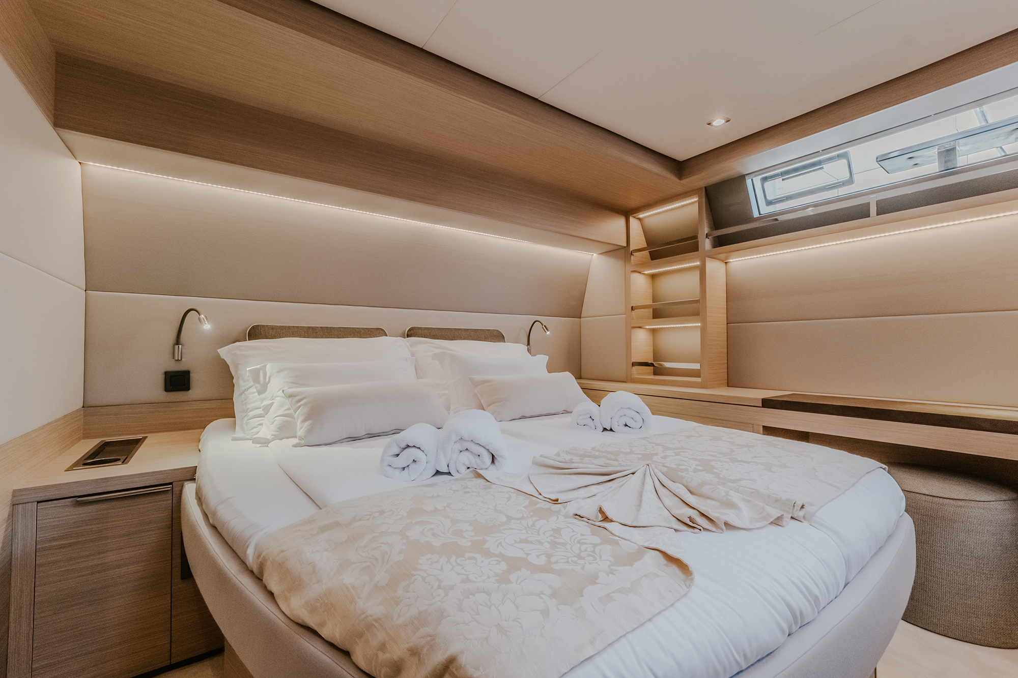 Photo #11 - Lagoon 55 - 5 + 2 cab. (Ossus) in Kastela - 64095