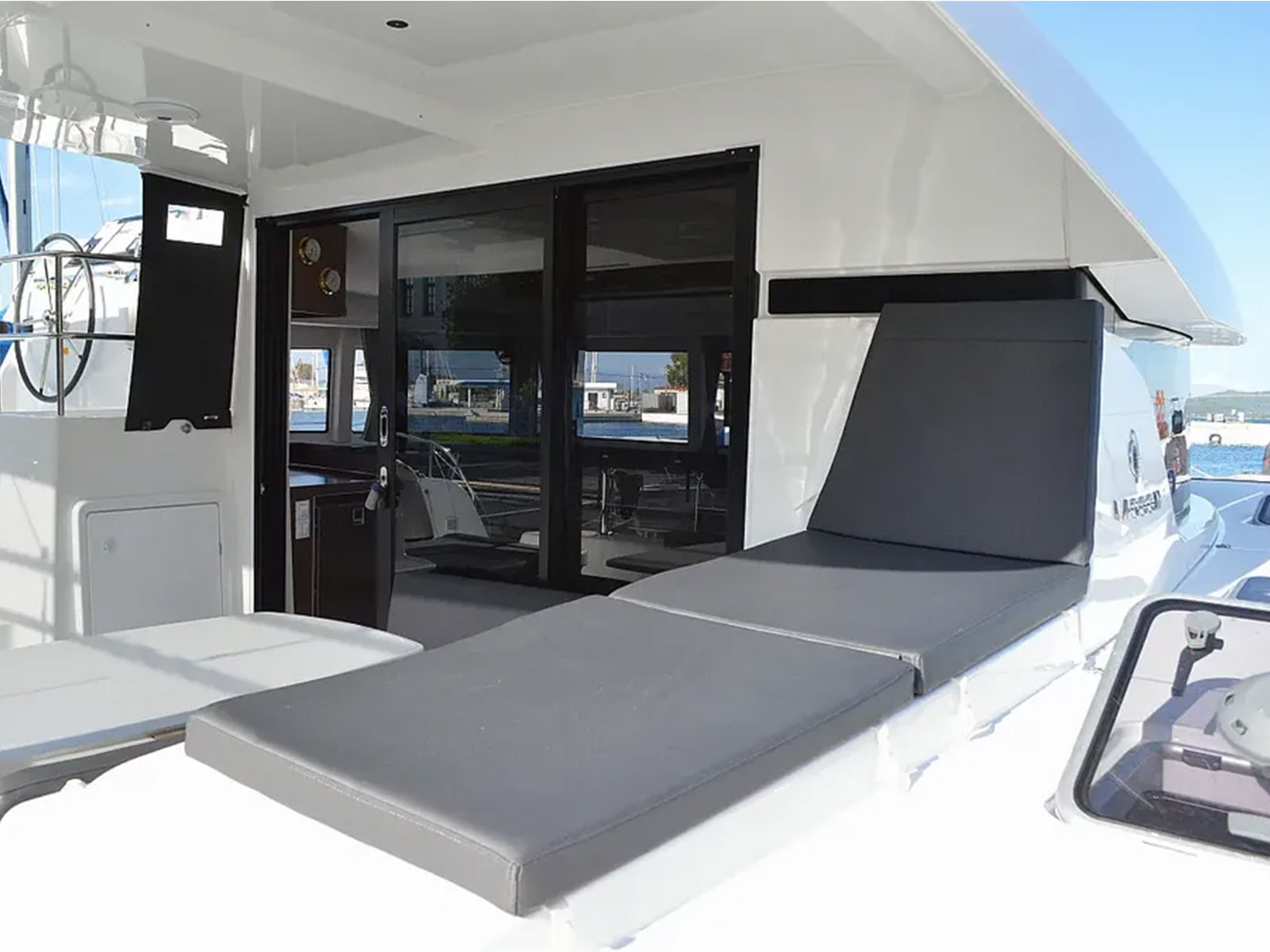 Photo #5 - Lagoon 42 - 4 + 2 cab. (Fantasea) in Lavrion - 64145