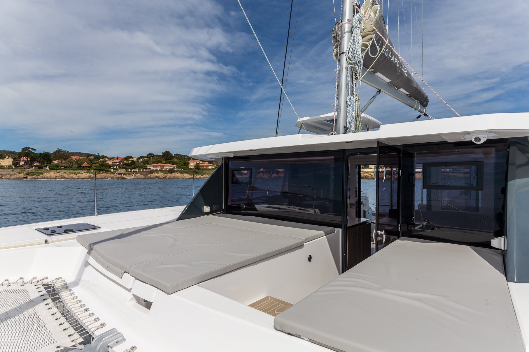 Photo #9 - Leopard 42 - 3 cab. (Jani) in Saint Raphael - 64037